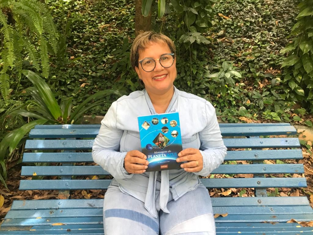 livro mensagens do planeta azul
